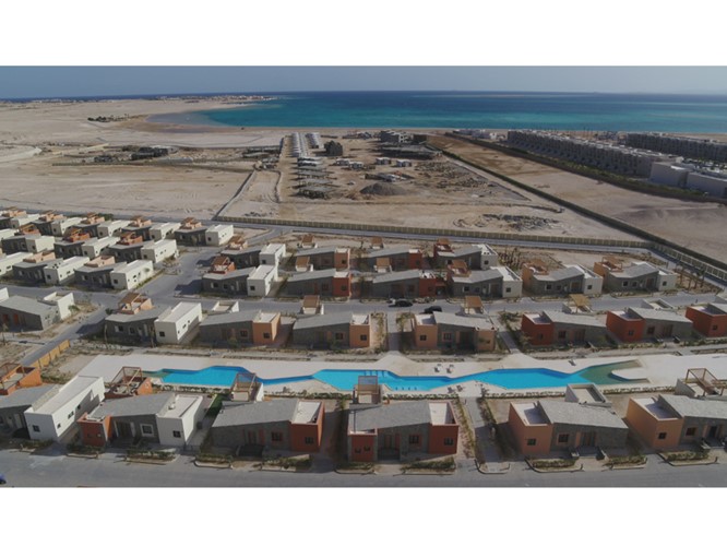 3 BR Villa with Shared pools in Bay west - 3